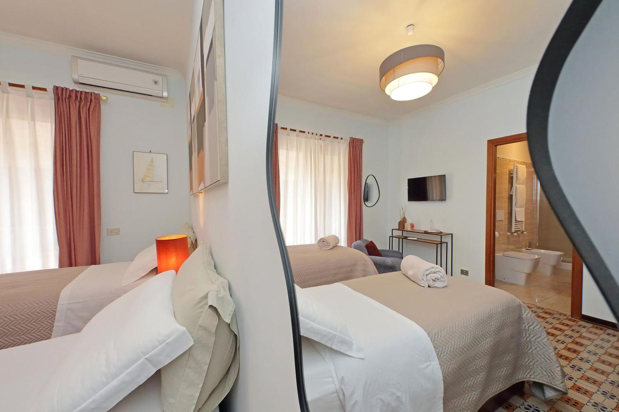 Villa Gisi Guest House Fiumicino Exterior photo